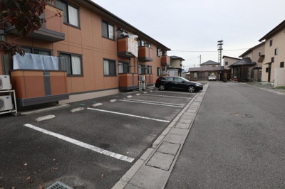 【駐車場】 | SHARES・m