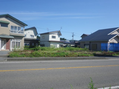 【前面道路含む現地写真】 | 北秋田市綴子字大堤・売地