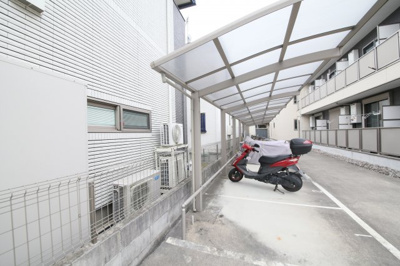 【その他共用部分】 | タピーロ | バイク置場