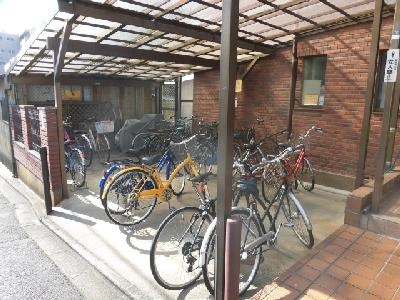 エスペランザ葛野大路の駐車場|駐輪場