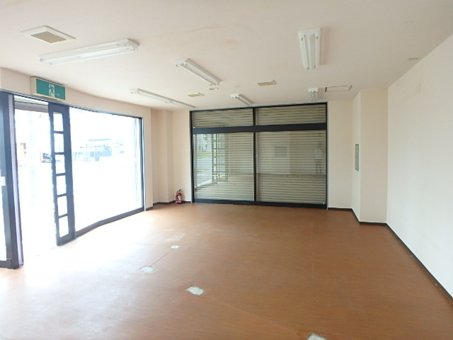 シャルム八幡の内装|※写真と現況が異なる場合は現況を優先いたします。