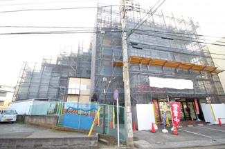 【外観】 | 大規模修繕工事中の計画的な修繕がなされた管理体制良好の優雅な外観です♪