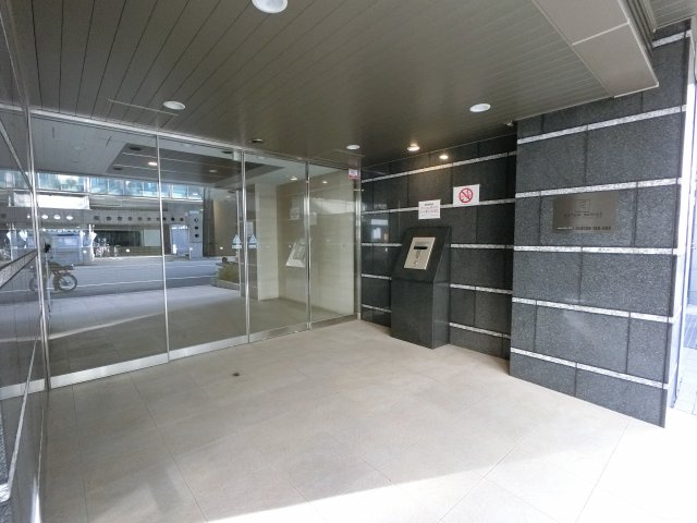 【エントランス】