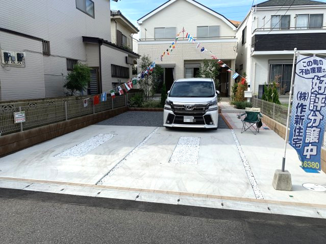 敷地広々53坪超!!　習志野市実籾2丁目　新築戸建　地震に強い家　3080万円の駐車場|３台可能！　物置や自転車を置くスペースも困りません