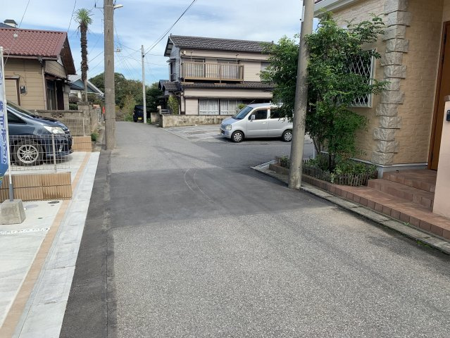 敷地広々53坪超!!　習志野市実籾2丁目　新築戸建　地震に強い家　3080万円の前面道路含む現地写真