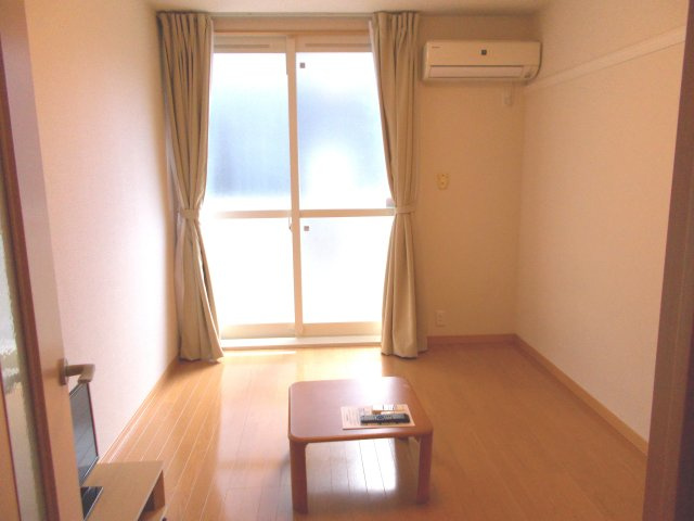 【居間・リビング】 | レオパレス武庫南