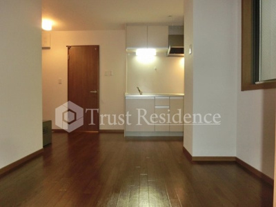 【居間・リビング】 | アパートメント両国緑