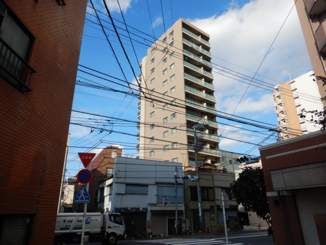 ルフォン文京本駒込の外観