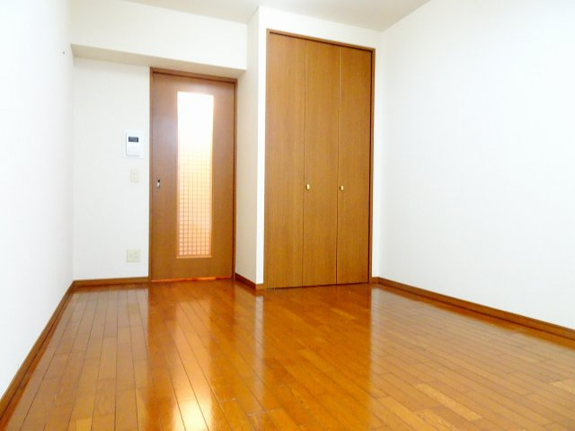 【寝室】 | 精養堂アパートメンツ