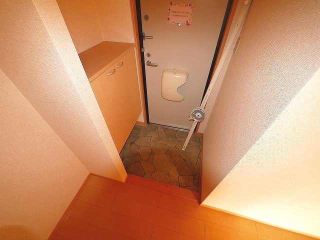 カリーノ　Ａ棟の玄関|シンプルで使いやすい玄関です