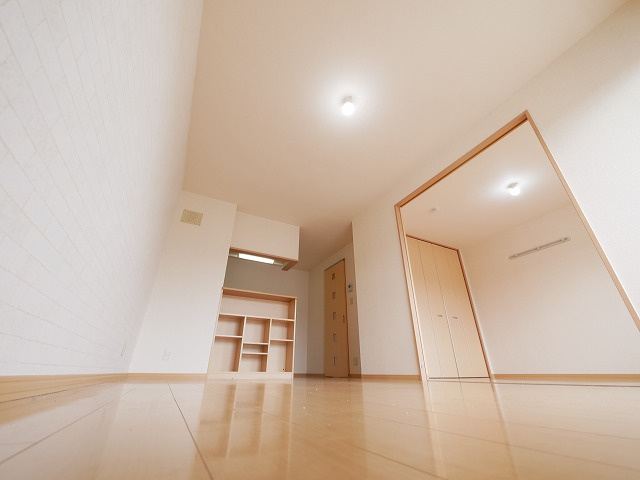 カリーノ　Ａ棟の居間・リビング|ゆったり過ごせる居間です