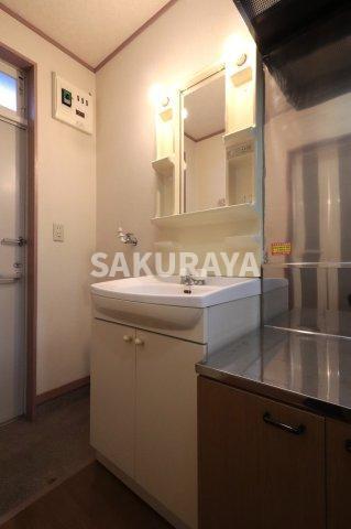 堀込レジデンスの独立洗面台|2026年2月撮影