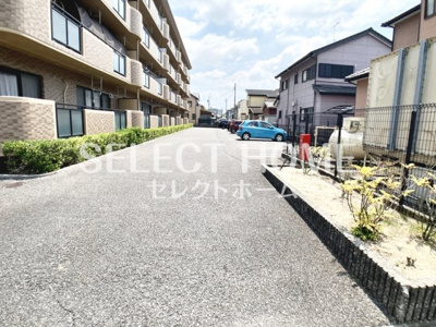 【駐車場】 | メゾン・ド・ジュネス