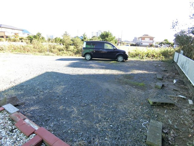 クラブアクアの駐車場