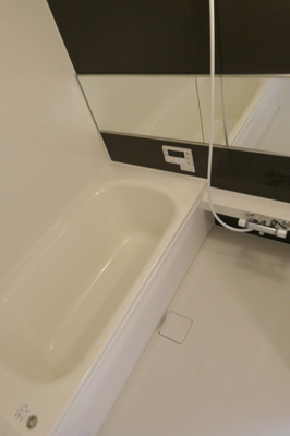 【浴室】 | プリムローズ・佳音