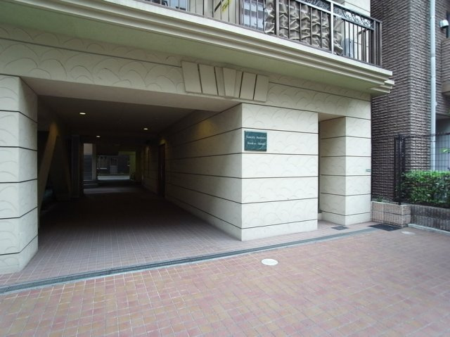 サンシティアヴァンツァーレ文京本郷のエントランス|エントランス