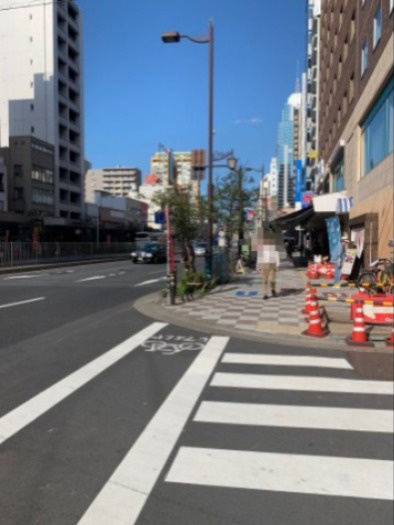 里見ビルの周辺