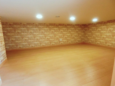 【収納】 | セリシール | リビングダイニングキッチンにある6.4帖の蔵収納です！扇風機やストーブ、お雛様やクリスマスツリーなどの季節物も片付きますよ♪