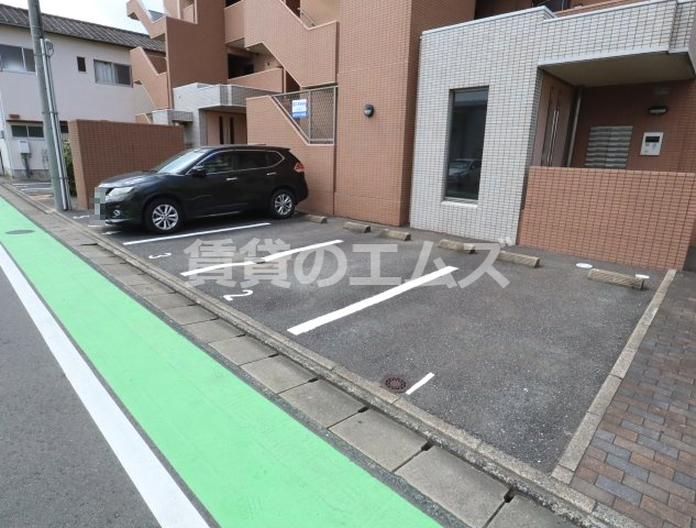 【駐車場】 | アムールメゾン | アムールメゾンの駐車場