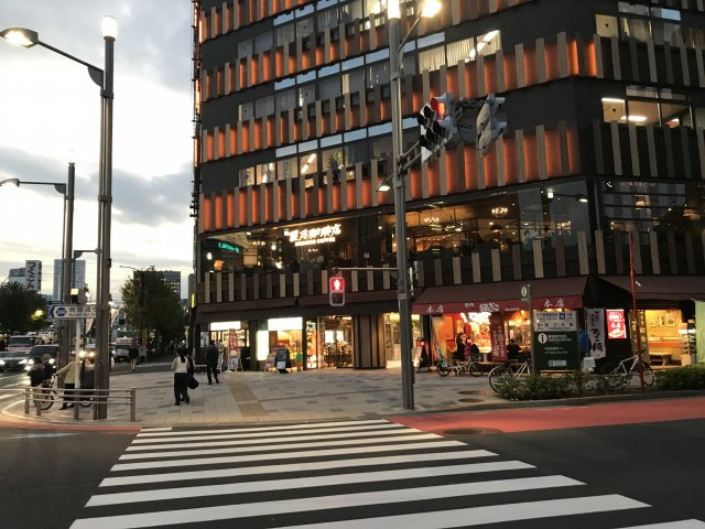 築地KYビルの周辺