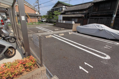 【駐車場】 | ベルメゾン市役所東Ｃ