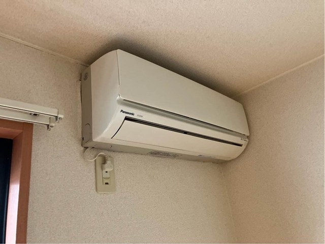 【設備】 | クレール目黒 | 暑い夏や寒い冬に大活躍のエアコン付きです☆冷暖房完備で1年中快適に過ごせます♪