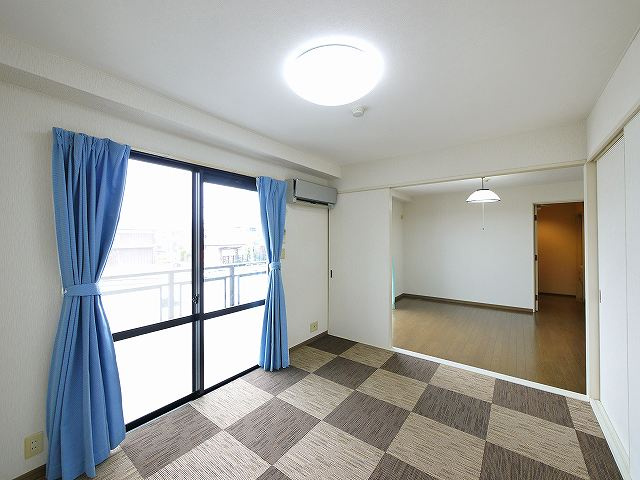 マンションポプリの洋室|洋室です