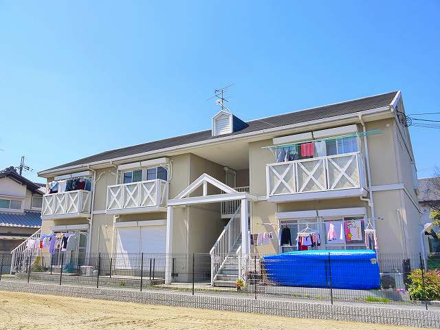 ミモザコートの外観