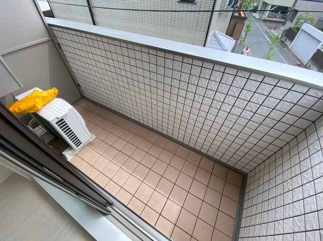 YKⅢのバルコニー