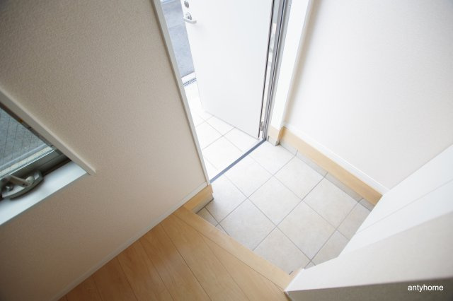 ビーバーズハウス3　仲介手数料無料の玄関