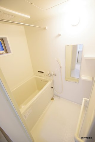 ビーバーズハウス3　仲介手数料無料の浴室