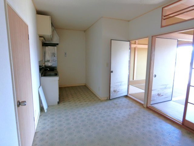 松美第2マンションの居間・リビング