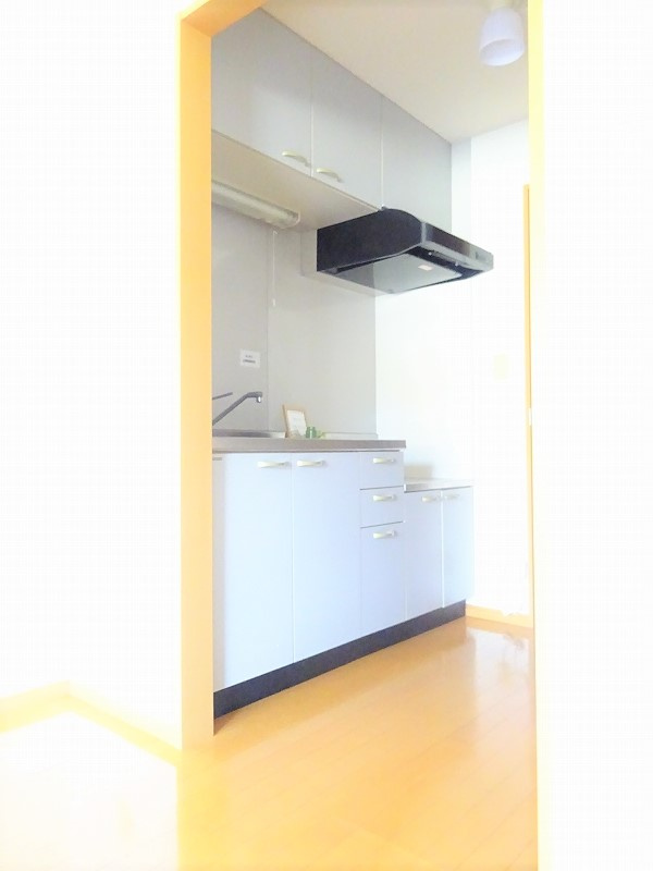 メイプルコート館坂のキッチン