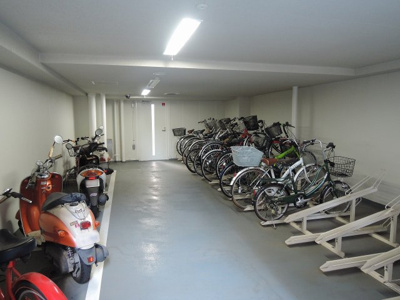 【その他共用部分】 | ベリスタ横浜参番館 | 駐輪場・バイク置場