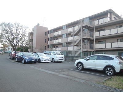 【駐車場】 | エクセル市ヶ尾南 | 平置き駐車場