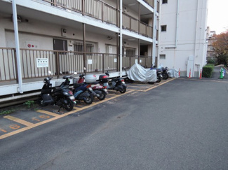 【その他共用部分】 | バイク置場です。
バイクをお持ちの方も安心です。