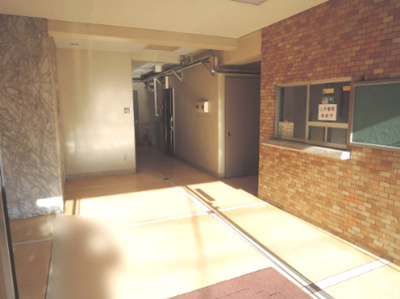 【その他共用部分】 | 山手台ハイツ | 管理人室です。
巡回管理ですが、管理人室があると何かあった時に安心です。
