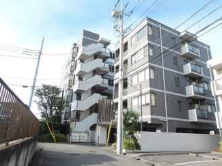 【外観】 | 横浜市営地下鉄ブルーライン「仲町台」駅徒歩10分
「センター南」駅徒歩21分・「センター北」駅徒歩2