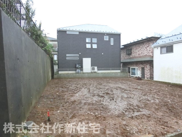 八千代市大和田　売地　更地　建築条件なし　約４５．６坪の整形地の外観