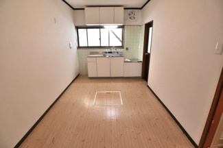 【居間・リビング】 | 大窪一戸建て