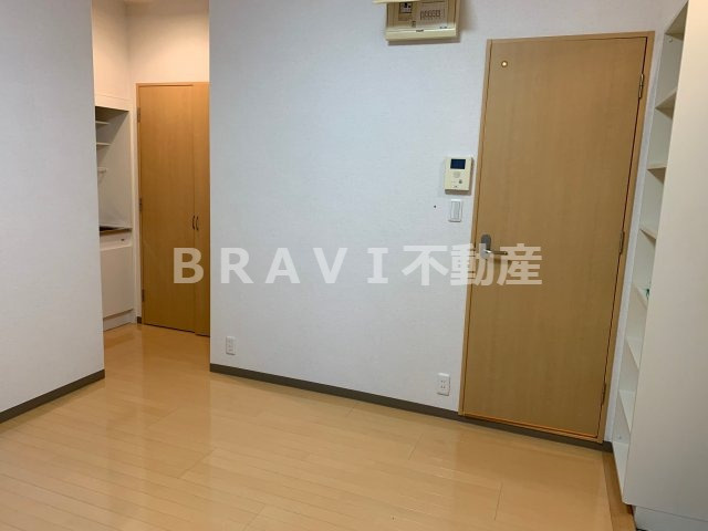 ビクトワーレ　BRAVI不動産の居間・リビング|【ビクトワーレ】使いやすいリビングです