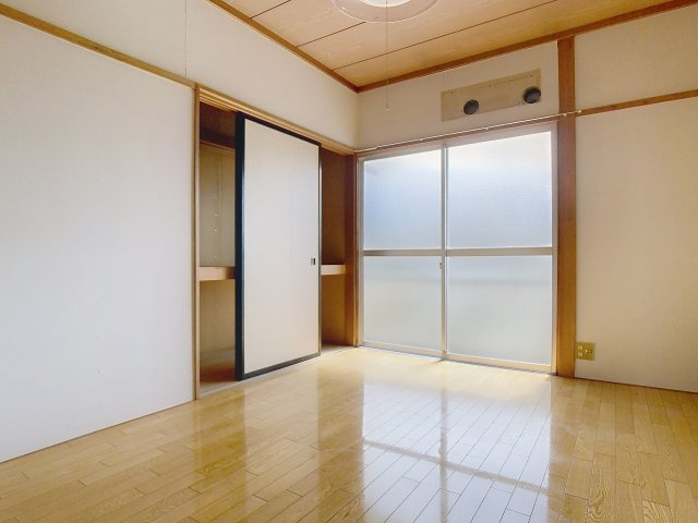 尾形コーポの内装|※入居時エアコン設置になります。