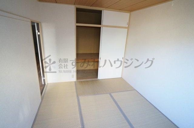 ハイツ椿園Ⅱの和室