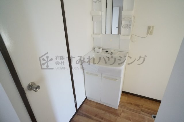 ハイツ椿園Ⅱの洗面所