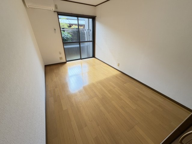 テラスドミールⅡの居間・リビング