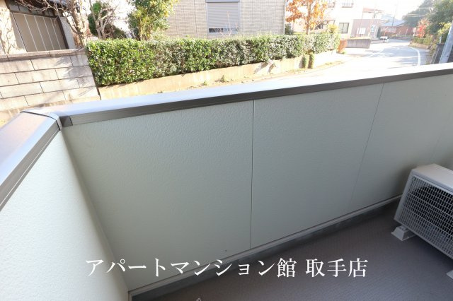 ウィステリアBのバルコニー