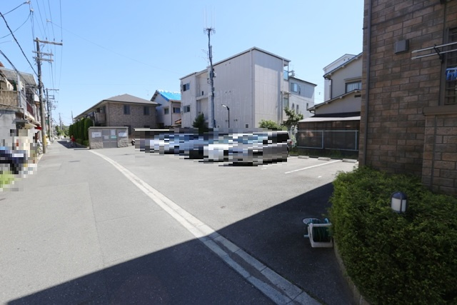 【駐車場】 | クラインガルテン B棟