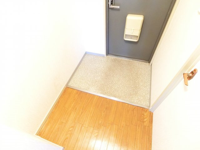 メゾン大北の玄関
