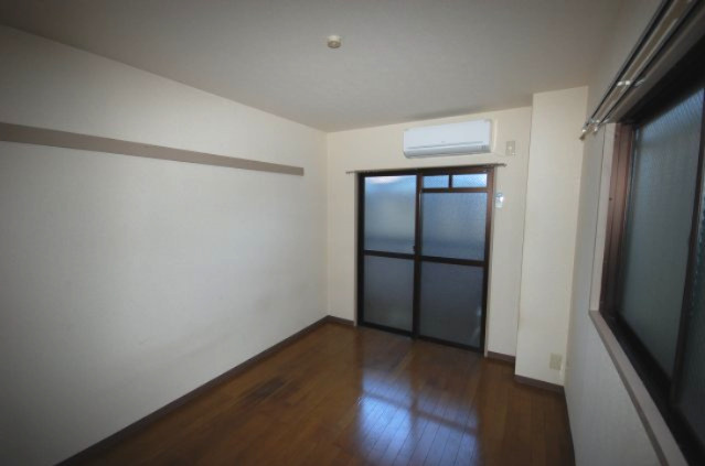 メゾンリュートの洋室