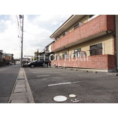 【駐車場】 | Ｂｅｌｌ柴金 | 駐車場があるので、車を買う予定の方も安心です